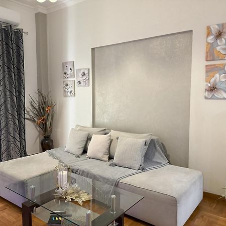 2 Bedrooms Apartment Center Of Athens 4 Min Subway Dış mekan fotoğraf