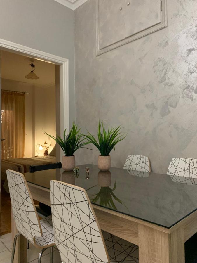 2 Bedrooms Apartment Center Of Athens 4 Min Subway Dış mekan fotoğraf